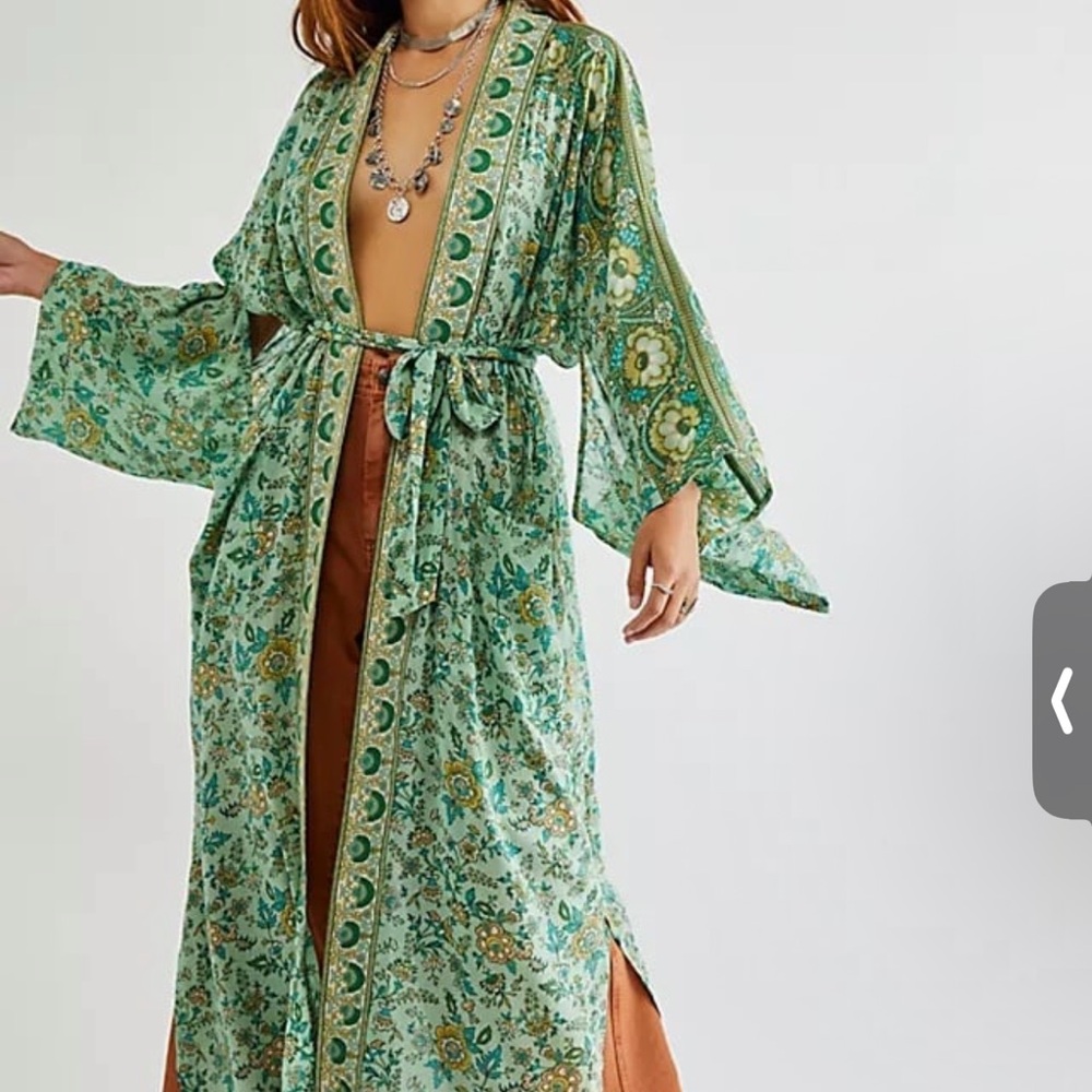 Spell Green Floral Robe Folk song